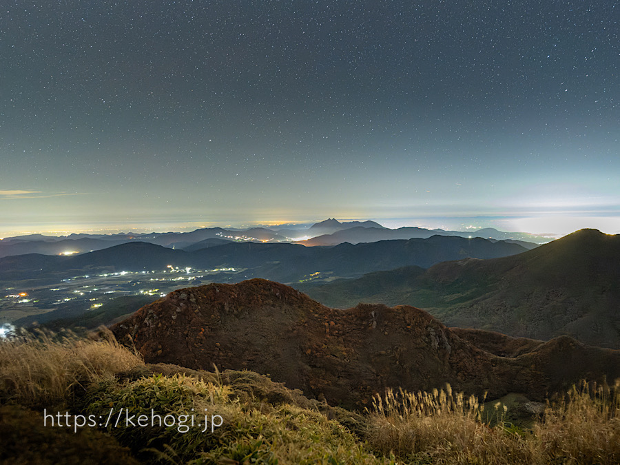 くじゅう,くじゅう連山,登山,三俣山,紅葉,三俣山本峰,星空,九重町