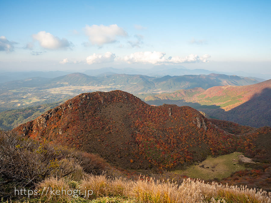 くじゅう,くじゅう連山,登山,三俣山,紅葉,三俣山本峰