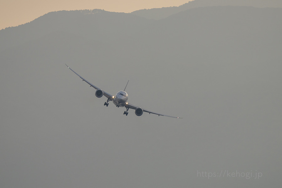 井野山,福岡県糟屋郡宇美町,井野公園,唐山城跡,福岡空港,飛行機,福岡市,百道,天神,福岡都市高速,脊振山,九千部山,春日市,大野城市