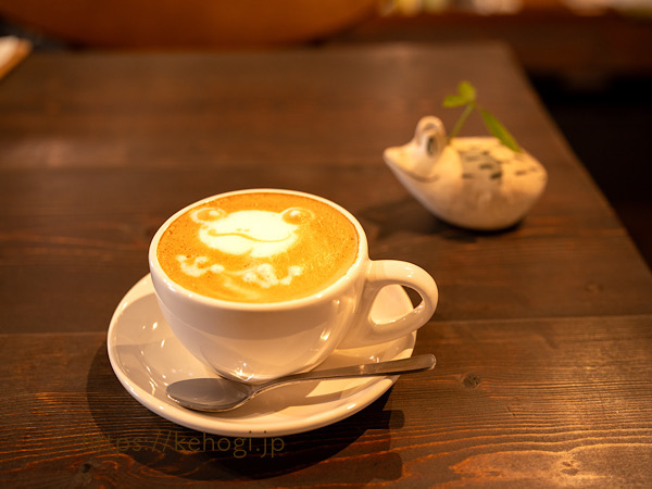 Café TREE FROG,カフェ ツリーフロッグ,福岡県春日市,かえるカフェ,カフェラテ