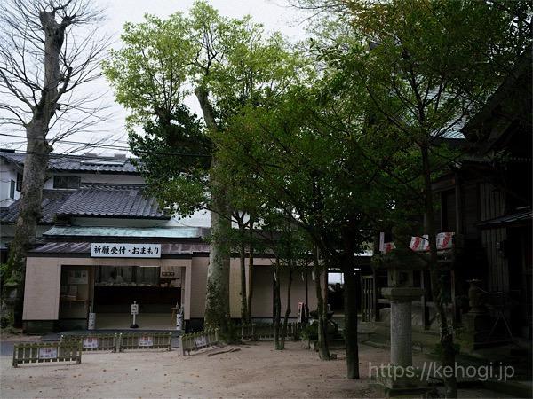 現人神社,あらひとじんじゃ,福岡県那珂川市