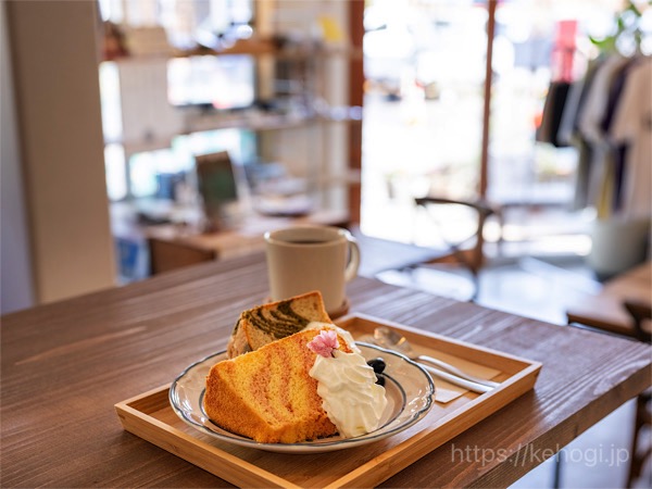 谷一カフェ,kaeru cafe,カエル カフェ,米粉,シフォンケーキ